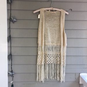 Knit sleeveless sweater